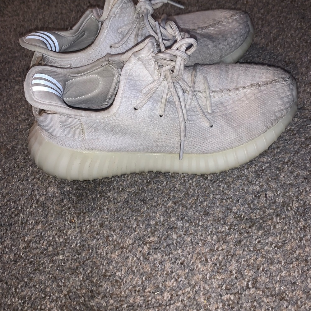 Yeezy 350 Cream White